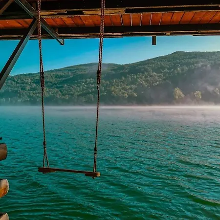 Domek letniskowy Lake House Bajina Basta